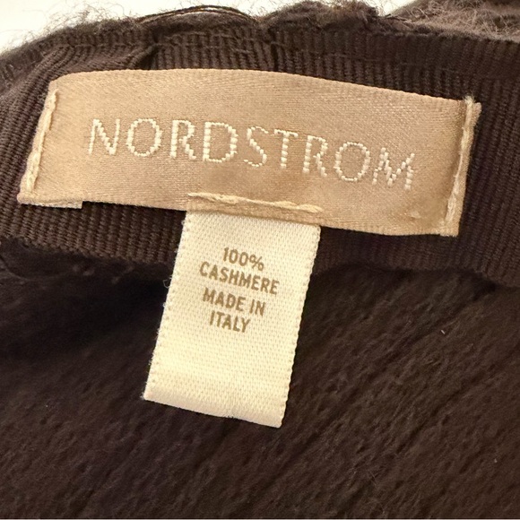 Cashmere Newspaper Boy Cashmere Hat 100% - Italy main image 9